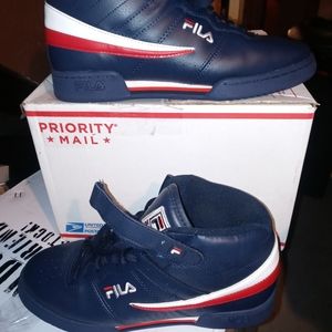 Fila size 9 1/2 no box